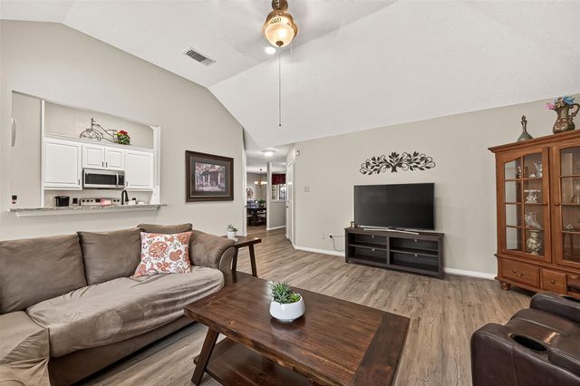 16314 Maple Downs Lane, Sugar Land, TX 77498
