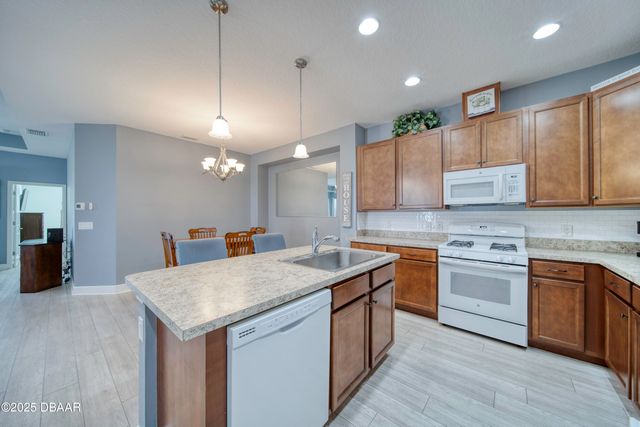 324 Coral Reef Way, Daytona Beach, FL 32124