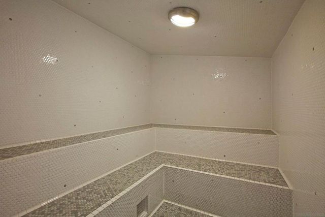 325 7Th Ave 407, San Diego, CA 92101