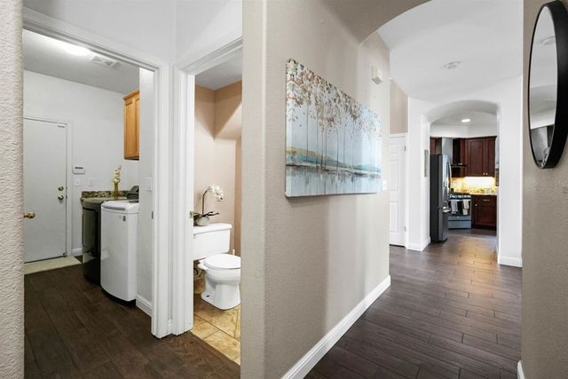 327 327 Brookview Way, Hayward, CA 94544