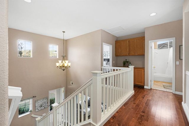 327 327 Brookview Way, Hayward, CA 94544