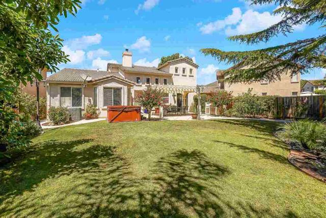 327 327 Brookview Way, Hayward, CA 94544