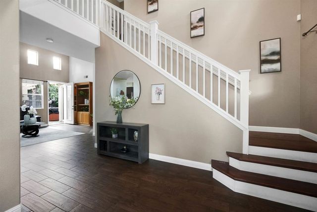 327 327 Brookview Way, Hayward, CA 94544