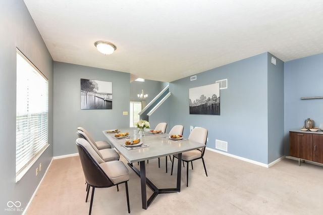 5880 Gadsen Drive, Plainfield, IN 46168