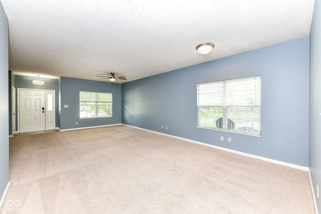 5880 Gadsen Drive, Plainfield, IN 46168