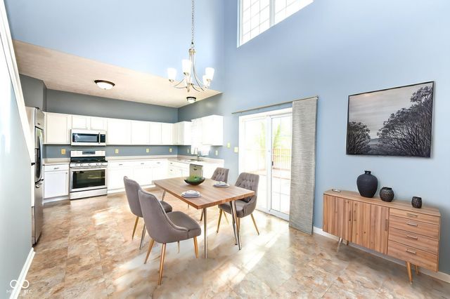 5880 Gadsen Drive, Plainfield, IN 46168