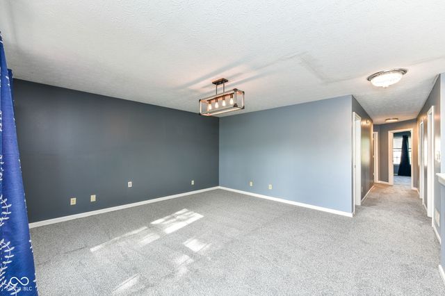 5880 Gadsen Drive, Plainfield, IN 46168