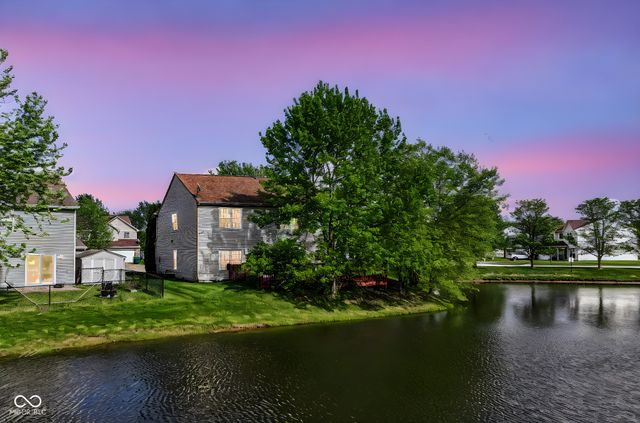 5880 Gadsen Drive, Plainfield, IN 46168