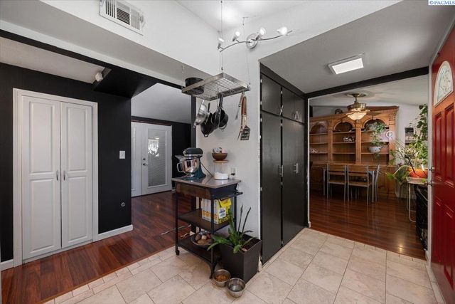 1510 Wilson Street, Richland, WA 99354