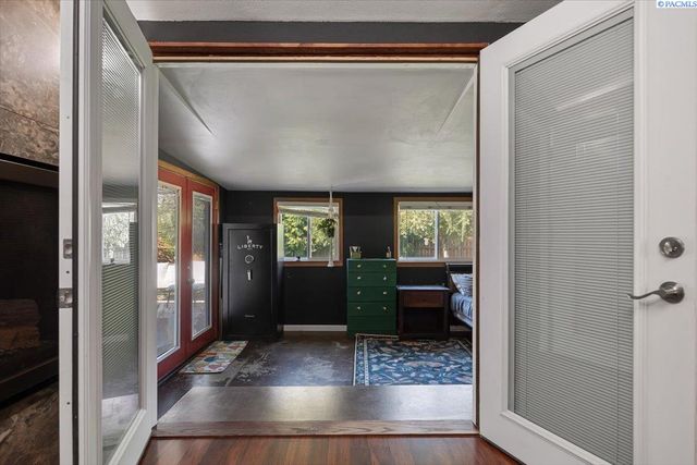 1510 Wilson Street, Richland, WA 99354