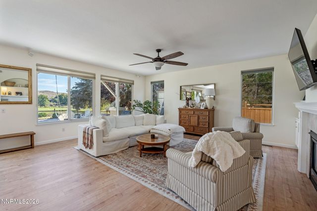 6736 Cinnamon Drive, Sparks, NV 89436