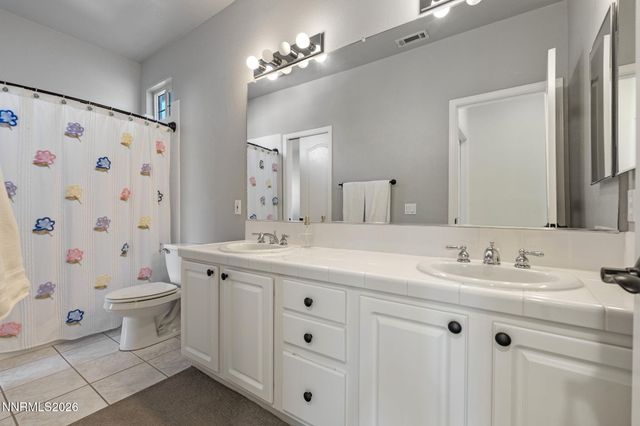 6736 Cinnamon Drive, Sparks, NV 89436