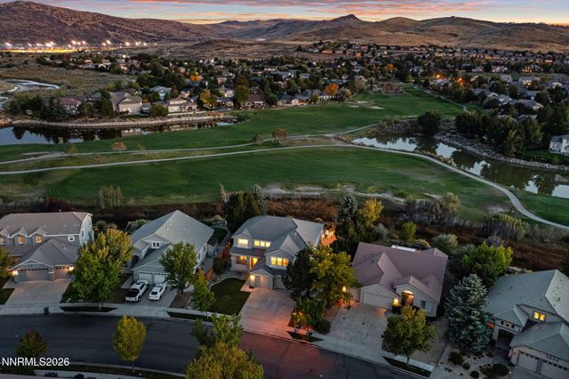 6736 Cinnamon Drive, Sparks, NV 89436