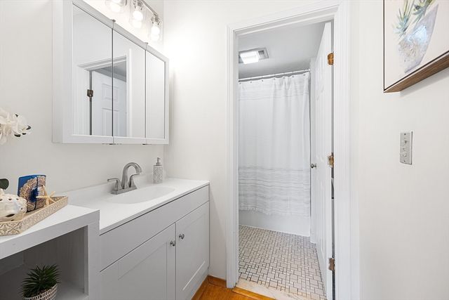 289 Elm St 15, Medford, MA 02155