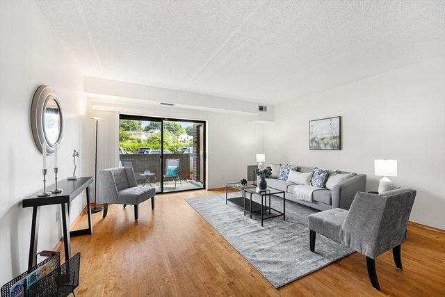 289 Elm St 15, Medford, MA 02155