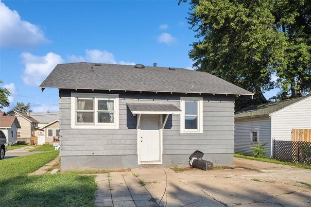 410 E 10th Street N, Newton, IA 50208