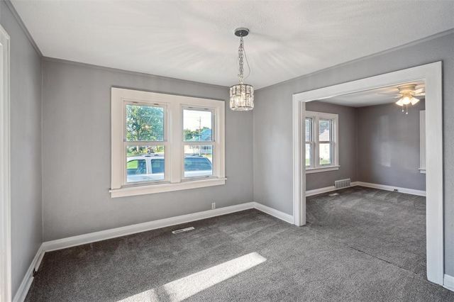 410 E 10th Street N, Newton, IA 50208