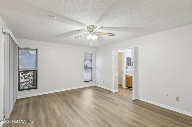 2566 SANDLEWOOD Circle, Orange Park, FL 32065