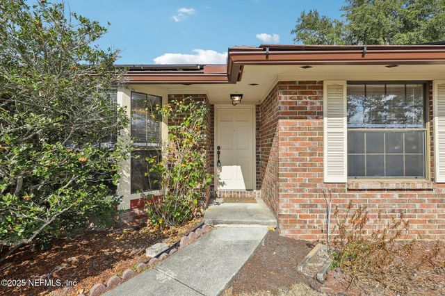 2566 SANDLEWOOD Circle, Orange Park, FL 32065