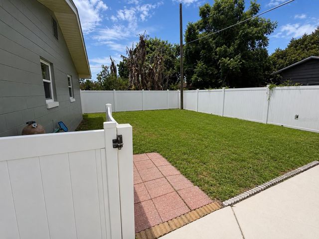 275 N RANGER BOULEVARD, Winter Park, FL 32792