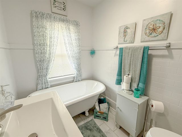 402 S Main Street, Berrien Springs, MI 49103