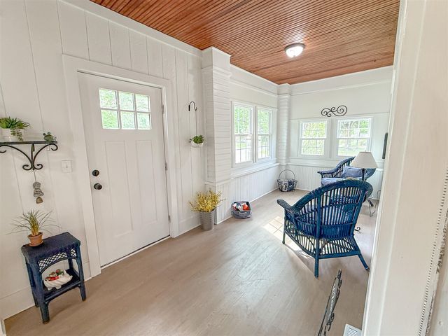 402 S Main Street, Berrien Springs, MI 49103