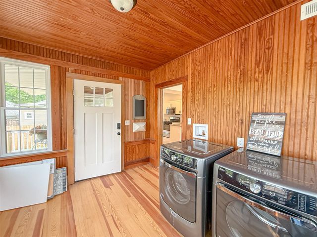 402 S Main Street, Berrien Springs, MI 49103