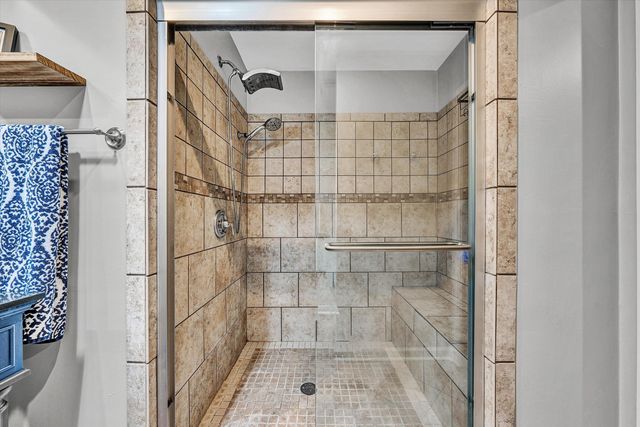 3259 Rasmont RD, Roanoke, VA 24018