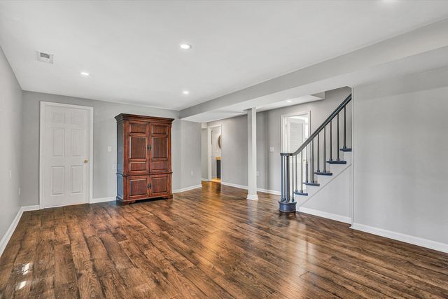 3259 Rasmont RD, Roanoke, VA 24018