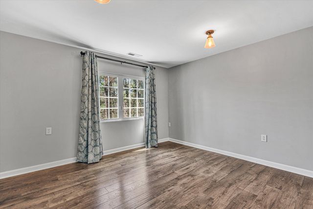 3259 Rasmont RD, Roanoke, VA 24018