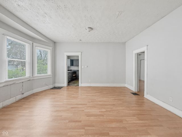 3032 Boulevard Place, Indianapolis, IN 46208