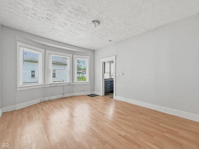 3032 Boulevard Place, Indianapolis, IN 46208