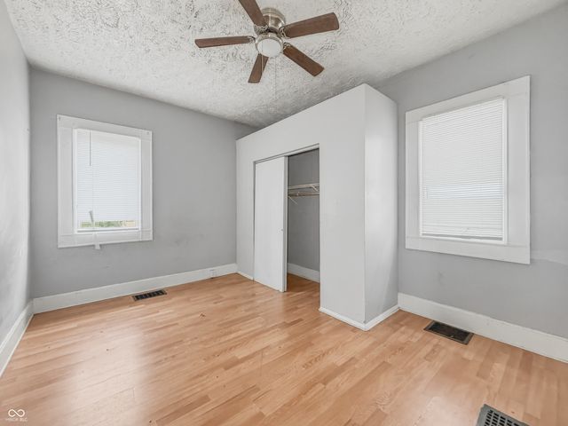 3032 Boulevard Place, Indianapolis, IN 46208