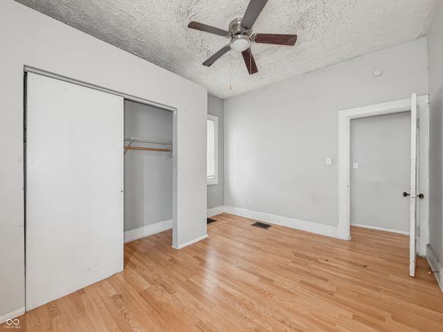 3032 Boulevard Place, Indianapolis, IN 46208