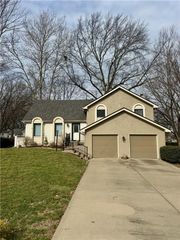 4706 Goddard Street, Shawnee, KS 66203