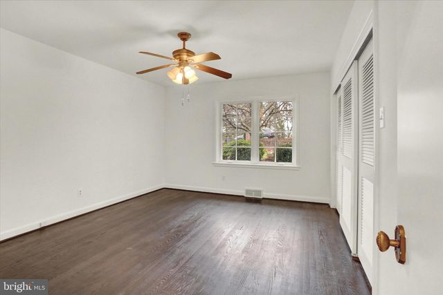 2840 SUNSET DR, Camp Hill, PA 17011