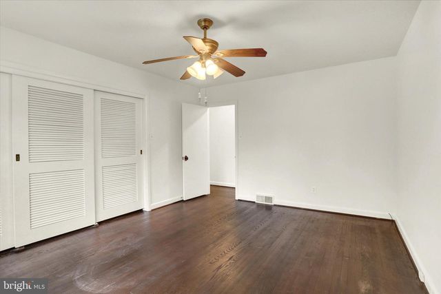 2840 SUNSET DR, Camp Hill, PA 17011