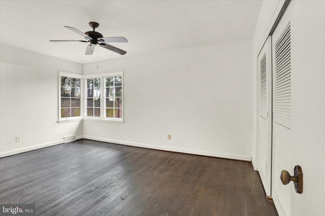 2840 SUNSET DR, Camp Hill, PA 17011