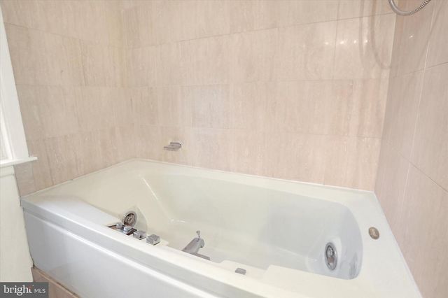 2840 SUNSET DR, Camp Hill, PA 17011