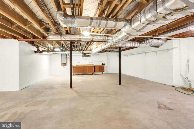 2840 SUNSET DR, Camp Hill, PA 17011