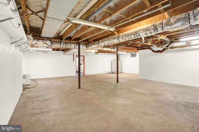 2840 SUNSET DR, Camp Hill, PA 17011