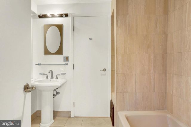 2840 SUNSET DR, Camp Hill, PA 17011