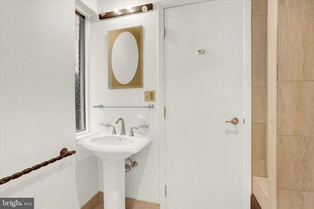 2840 SUNSET DR, Camp Hill, PA 17011