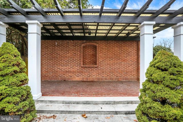 2840 SUNSET DR, Camp Hill, PA 17011