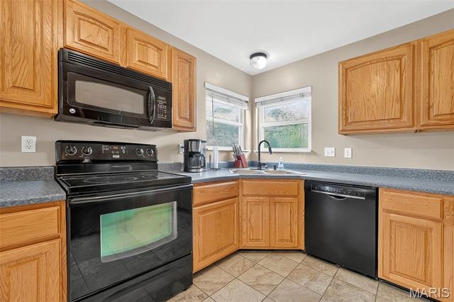 1040 Wrigley Circle, Warrenton, MO 63383