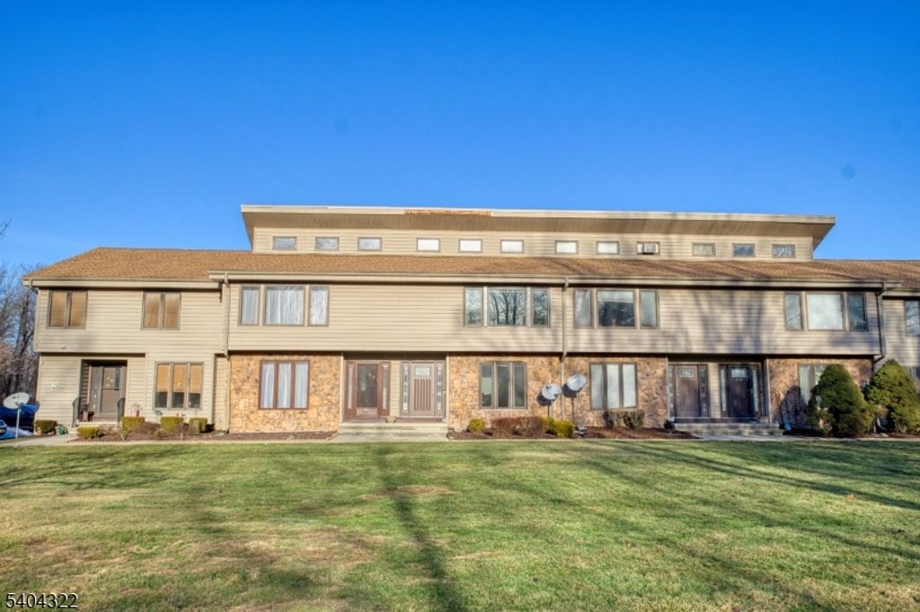 132 Mcpeek Rd, Andover Twp., NJ 07848