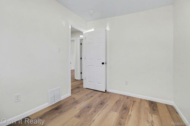 1555 Levona Street, Ypsilanti, MI 48198