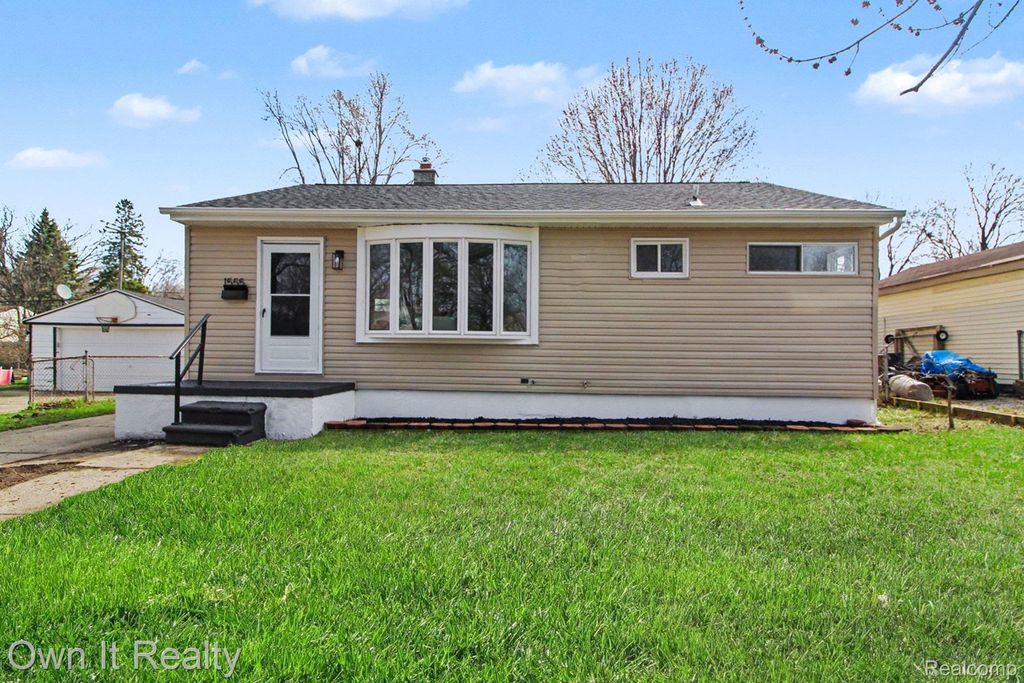 1555 Levona Street, Ypsilanti, MI 48198