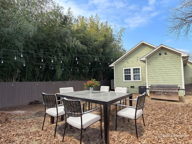 5644 E Side Avenue, Dallas, TX 75214