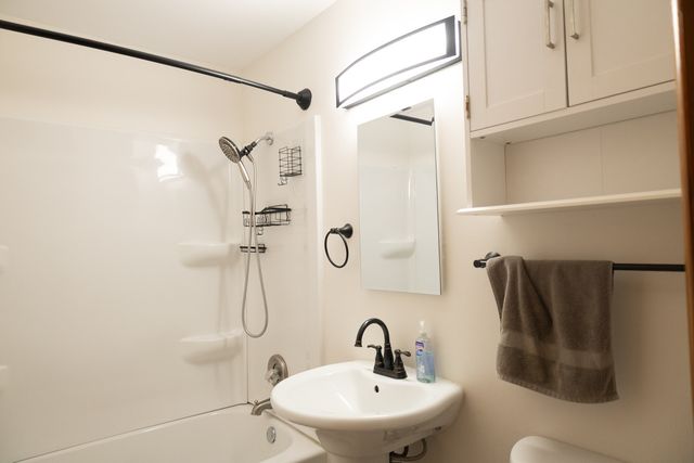 3519 Thelma Street, Rockford, IL 61108